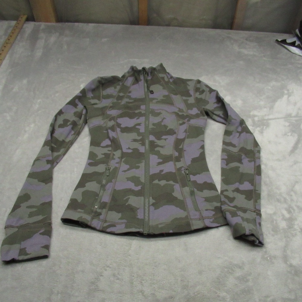 Lululemon Define Jacket Women 2 Camo Slim Fit Light Full‎ Zip Athletic Workout